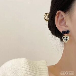 18K GP  cute bow knot & heart stud earrings